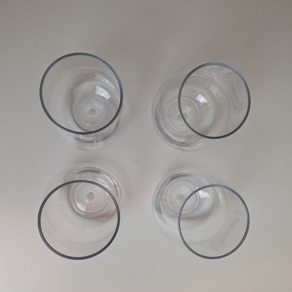BPA Free Plastic Wine Glasses - Picture 2 of 6